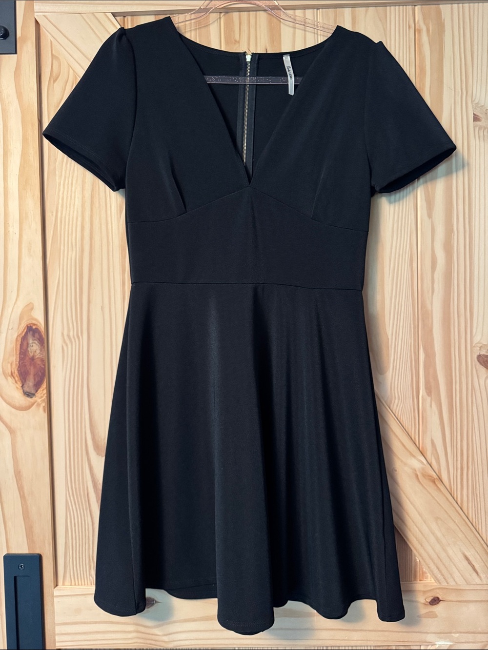 Rachel Kate Black V-Neck Short Sleeve Skater Mini Dress